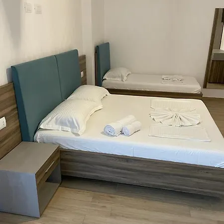 Apartamento Kledi Hotel & Apartments Shëngjin