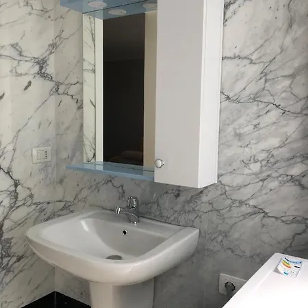 Kledi Hotel & Apartments