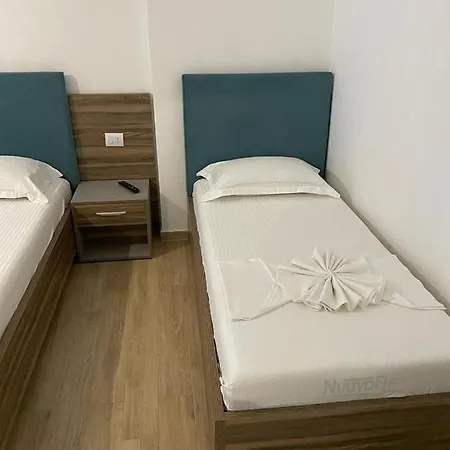 Kledi Hotel & Apartments *